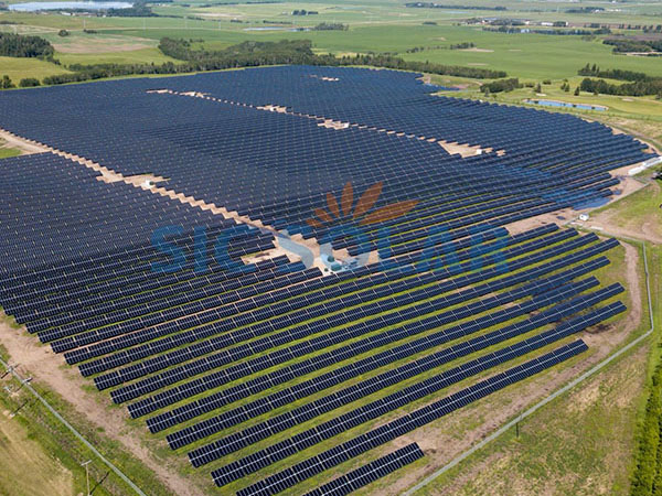 Hệ thống năng lượng mặt trời gắn trên mặt đất 25 MW ở Brazil
