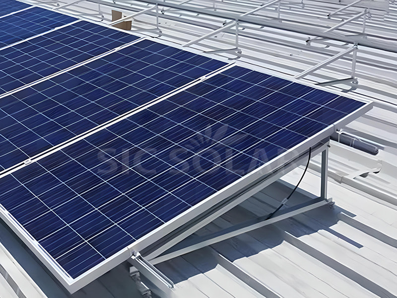 Giá đỡ bảng điều khiển năng lượng mặt trời trên mái nhà bằng kim loại