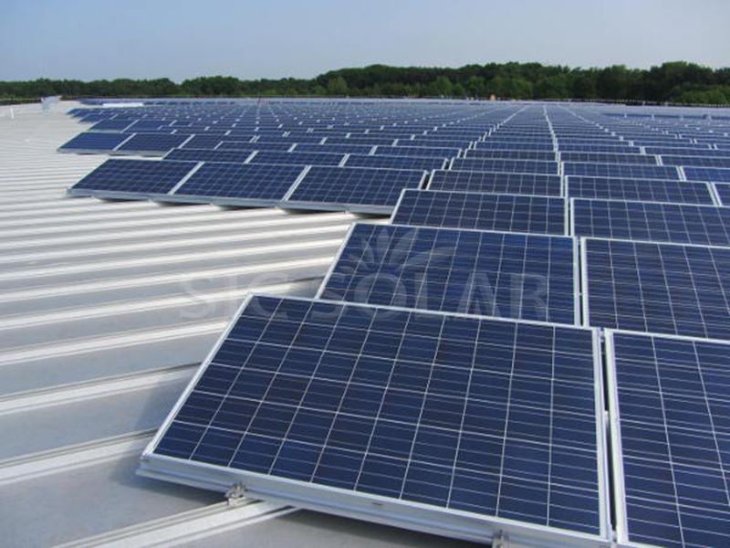 Solar Panels On Steel Roof