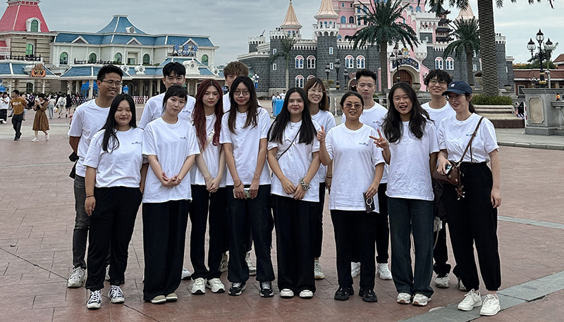 Khám phá Fantawild ở Hạ Môn: Cuộc phiêu lưu xây dựng đội nhóm của công ty chúng tôi