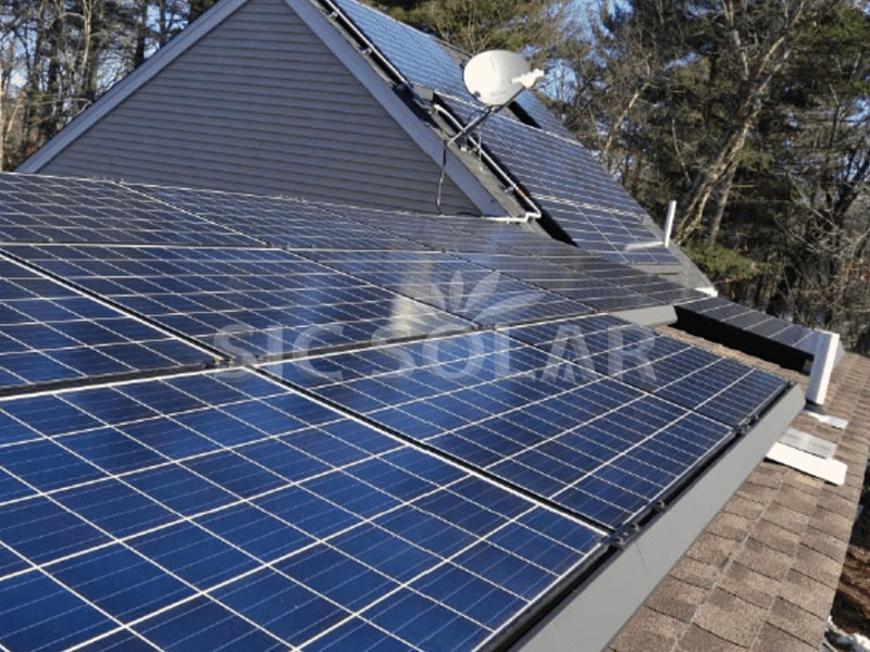 Tấm pin mặt trời 30KW trên mái ngói ở Singapore