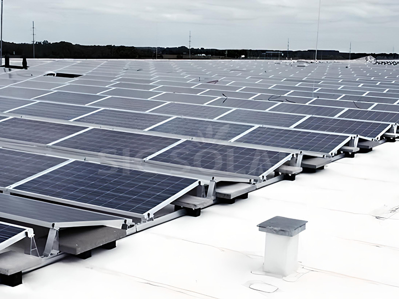 Hệ thống lắp đặt dằn năng lượng mặt trời 3,5 MW ở Đức
        