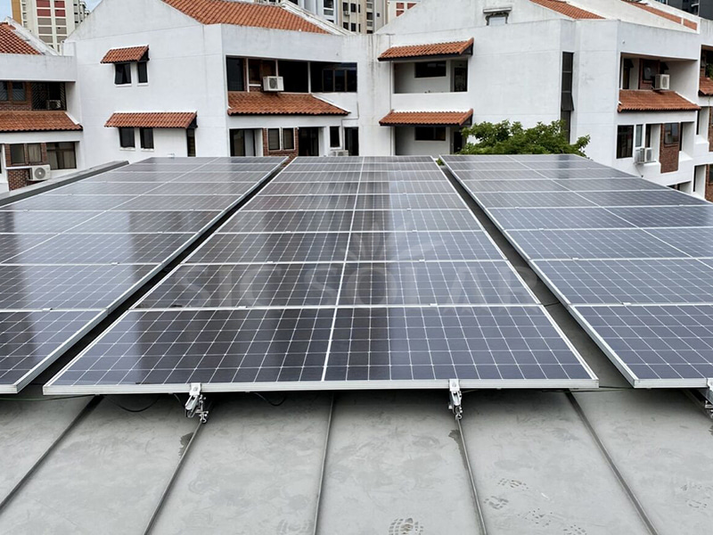 Hệ thống lắp đặt năng lượng mặt trời trên mái nhà bằng kim loại 30KW cho Singapore