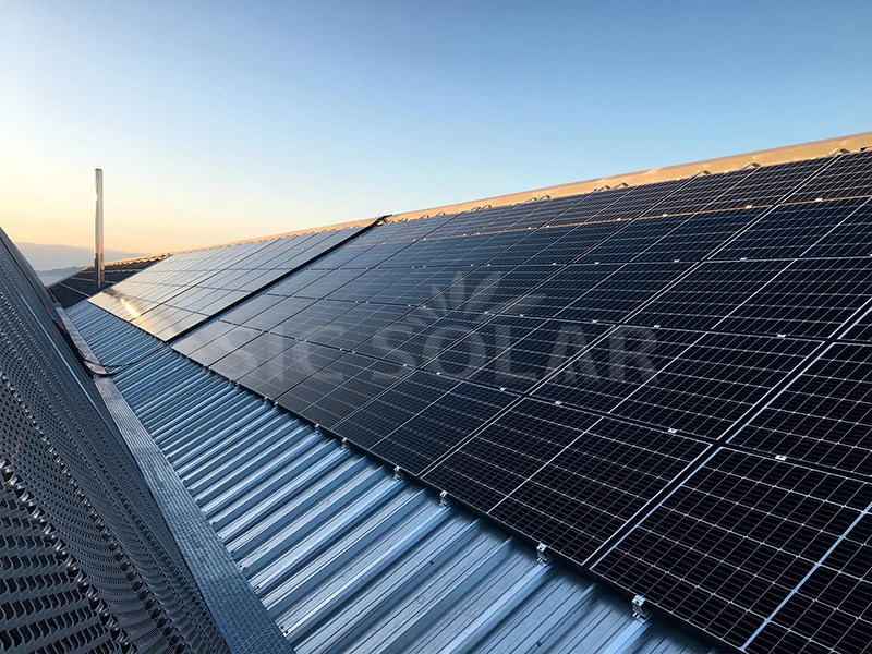 Tấm lợp hình thang 100KW Lắp đặt năng lượng mặt trời tại Pháp